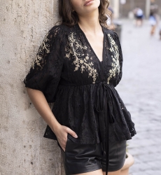 blusa negra manga larga ARYA - Miss June