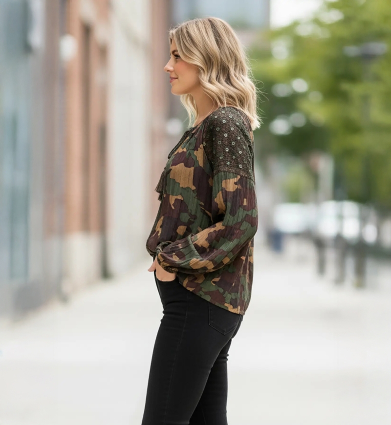 Miss June Paris — Armee-Bluse