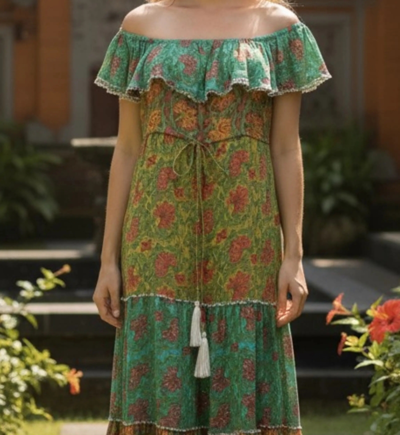 Miss June Paris — Robe Longue Gardennia