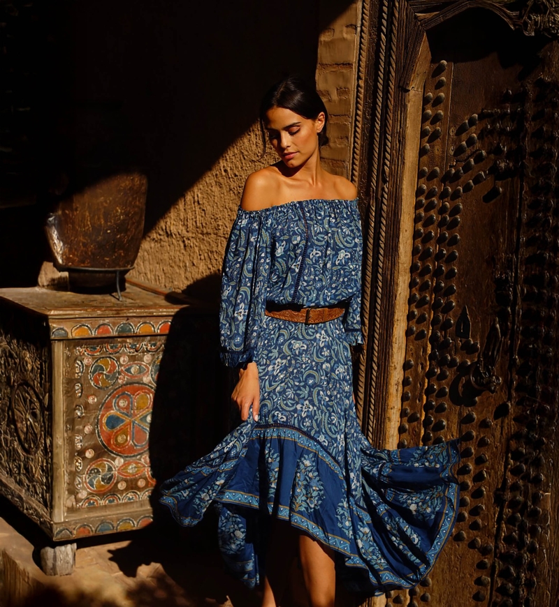 Gonna lunga Sky – Blu navy – Motivo floreale – Asimmetrica – Stile boho – Miss June Paris – 2