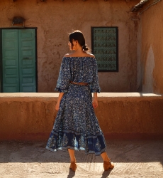 Gonna lunga Sky – Blu navy – Motivo floreale – Asimmetrica – Stile boho – Miss June Paris – 4